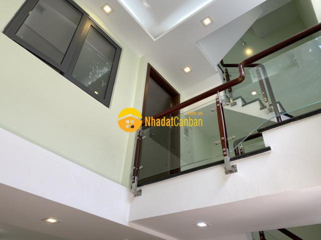 Nhà mặt phố bán