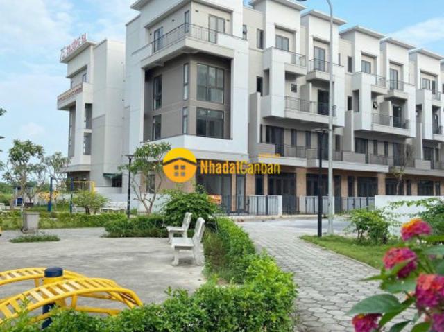 Nhà mặt phố bán