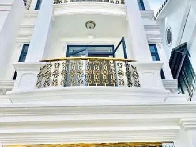 Nhà bán tại Khuôn viên UBND Thành phố Hồ Chí Minh, Thành phố Hồ Chí Minh