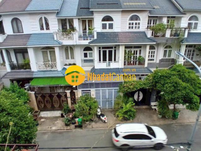 Nhà mặt phố bán