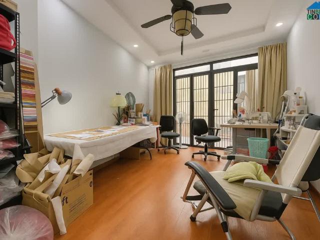 Nhà bán tại Khuôn viên UBND Thành phố Hồ Chí Minh, Thành phố Hồ Chí Minh