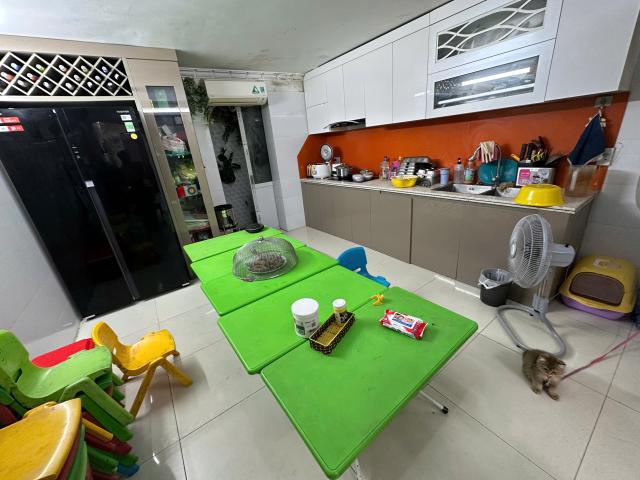 Nhà mặt phố bán