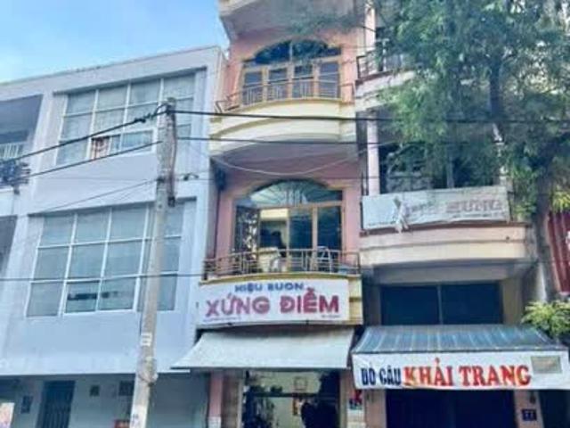 Nhà mặt phố bán tại Gia Lai