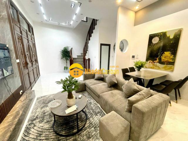 Nhà mặt phố bán
