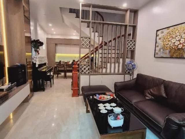 Nhà bán tại Hoàn Kiếm, Hà Nội