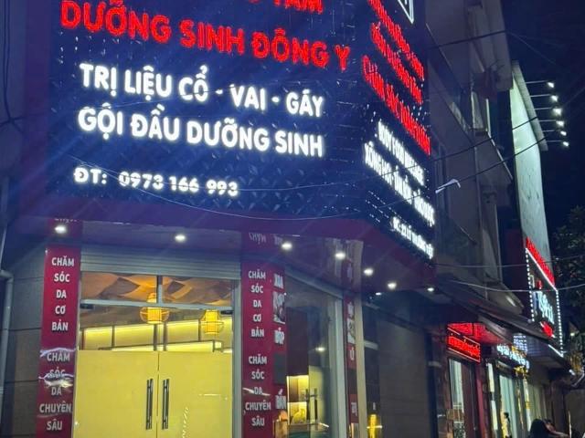 Nhà mặt phố bán