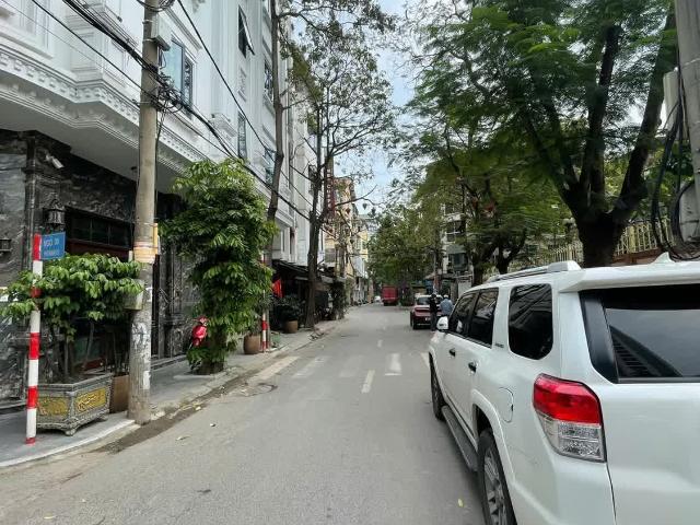 Nhà bán tại Hoàn Kiếm, Hà Nội