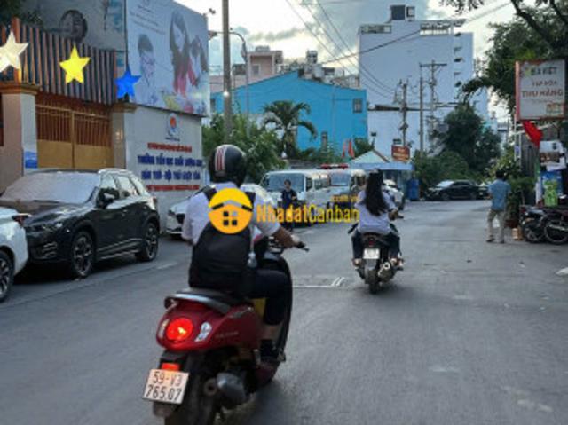 Nhà bán