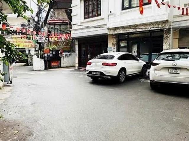 Nhà bán tại Hoàn Kiếm, Hà Nội