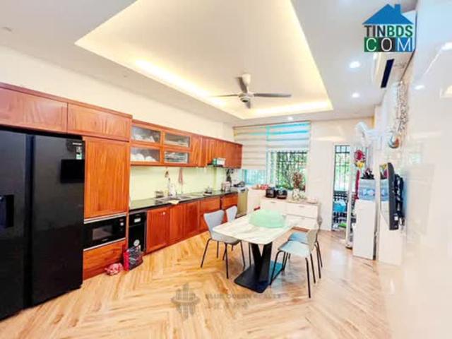 Nhà mặt phố bán tại Hoàn Kiếm, Hà Nội