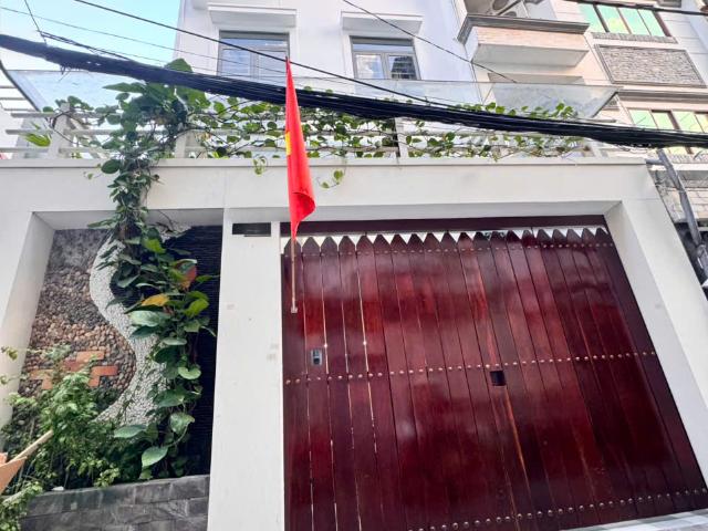 Nhà mặt phố bán