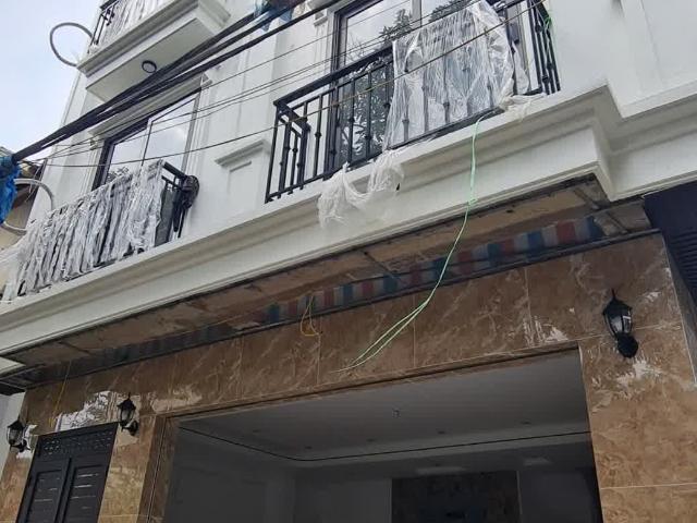 Nhà mặt phố bán tại Hoàn Kiếm, Hà Nội