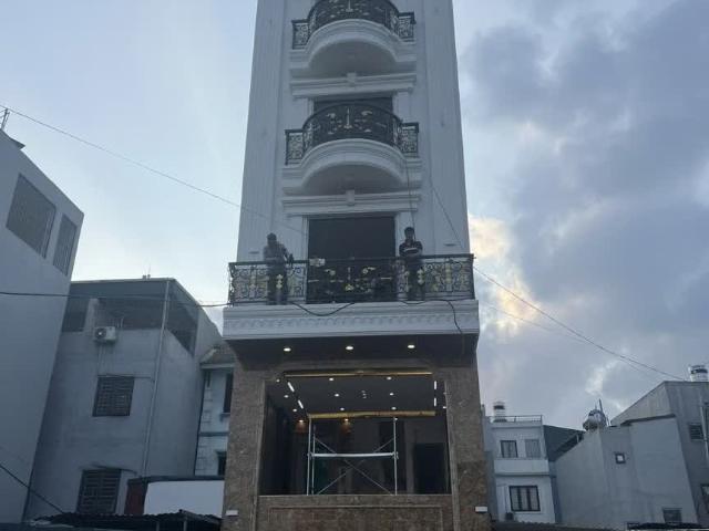 Nhà mặt phố bán tại Hoàn Kiếm, Hà Nội