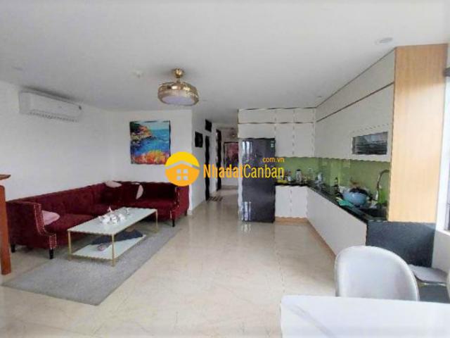 Nhà mặt phố bán