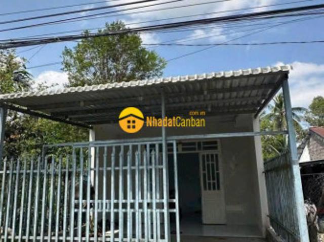 Nhà mặt phố bán