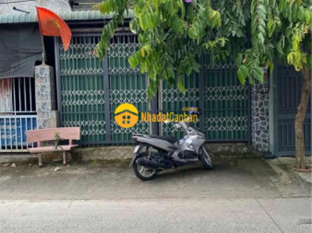 Nhà mặt phố bán