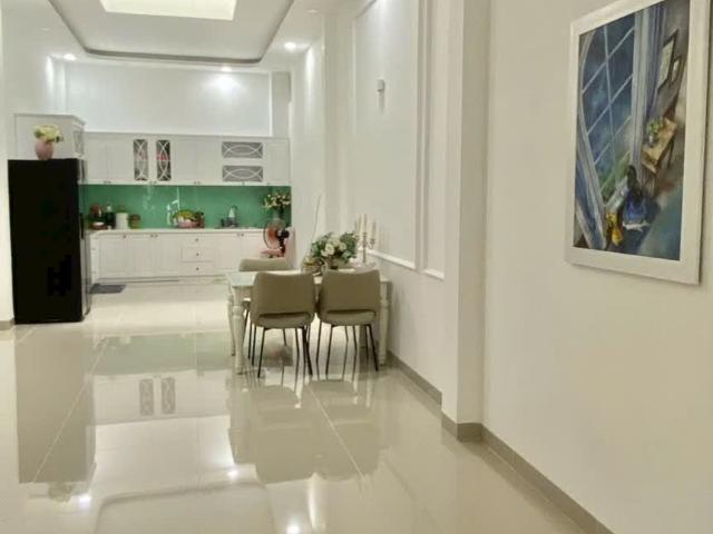 Nhà mặt phố bán tại Gia Lai