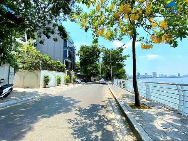 Nhà mặt phố bán tại Hoàn Kiếm, Hà Nội