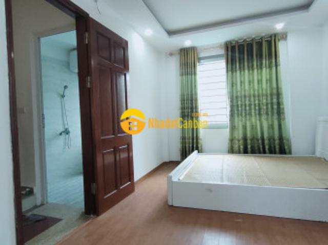 Nhà mặt phố bán