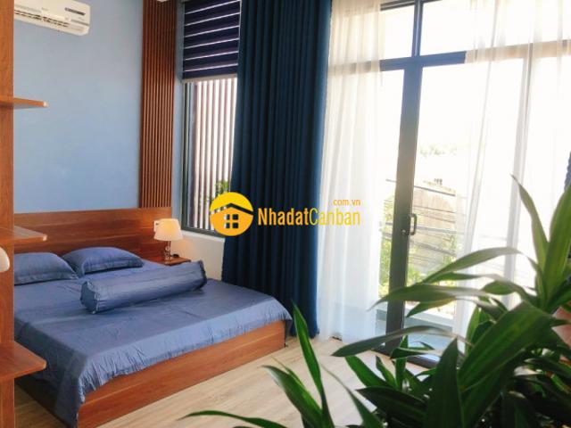 Nhà mặt phố bán