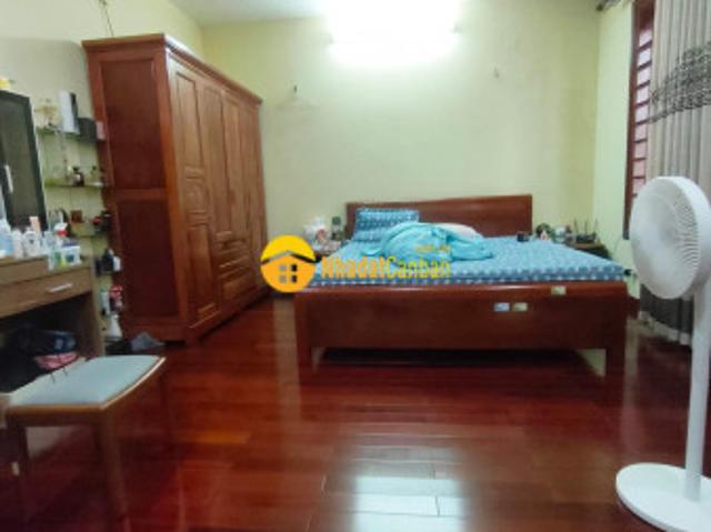 Nhà mặt phố bán