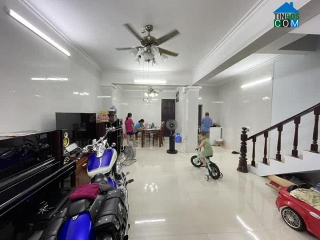 Nhà mặt phố bán tại Hoàn Kiếm, Hà Nội