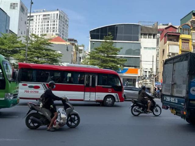 Nhà bán tại Hoàn Kiếm, Hà Nội