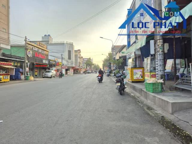 Nhà mặt phố bán tại Đồng Nai