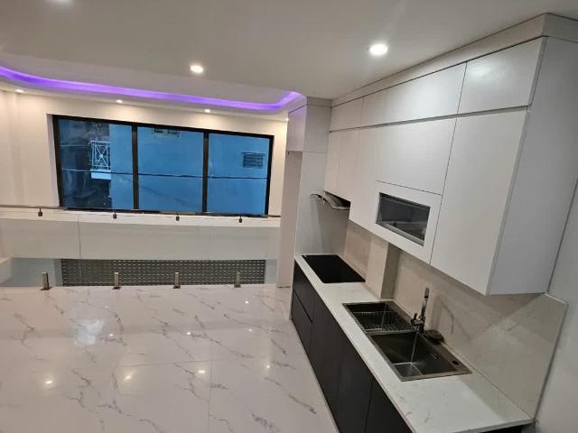 Nhà bán tại Hoàn Kiếm, Hà Nội
