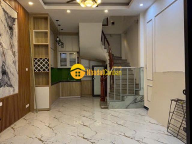 Nhà mặt phố bán
