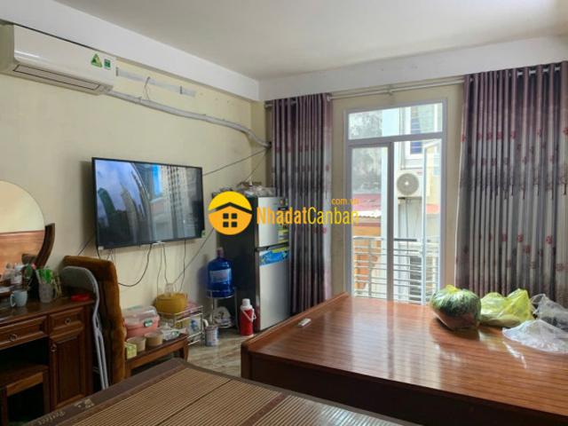 Nhà mặt phố bán