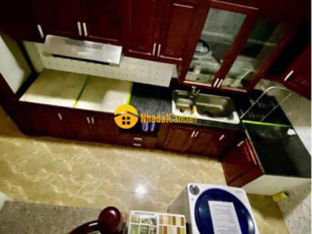 Nhà mặt phố bán