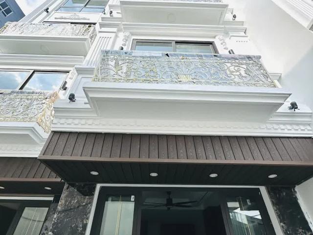 Nhà bán tại Hoàn Kiếm, Hà Nội