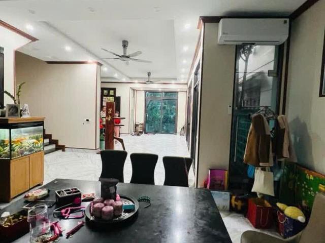 Biệt Thự bán tại Hoàn Kiếm, Hà Nội
