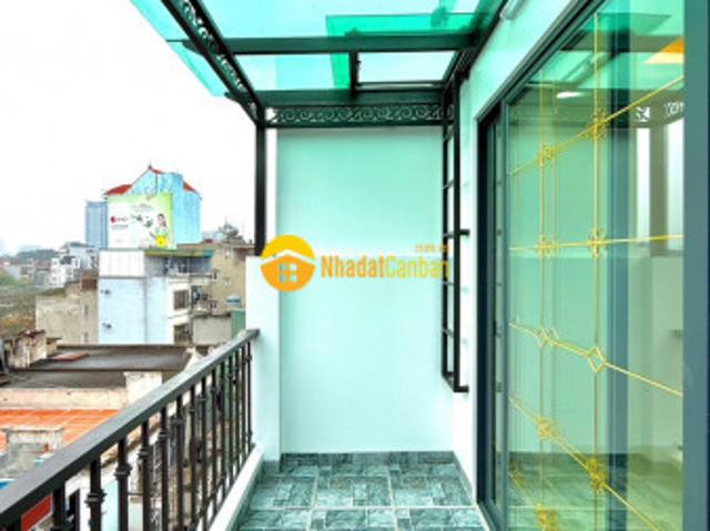 Nhà mặt phố bán