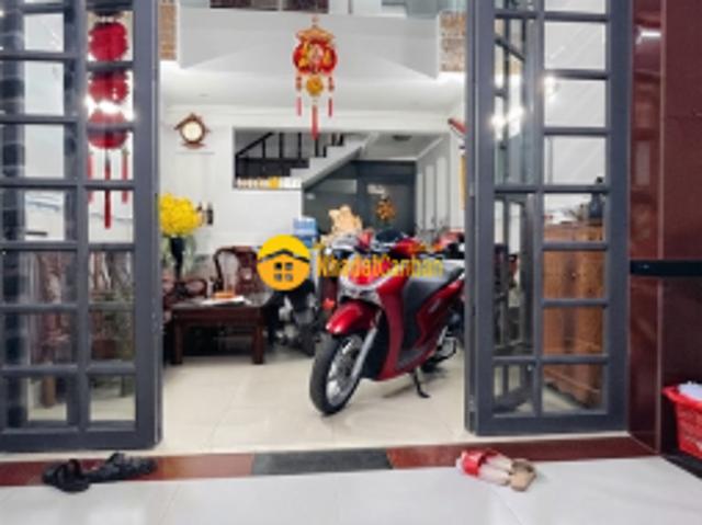 Nhà bán