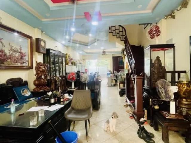Nhà bán tại Hoàn Kiếm, Hà Nội