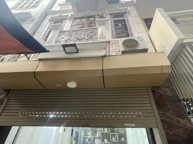 Nhà bán tại Hoàn Kiếm, Hà Nội