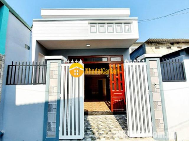 Nhà mặt phố bán