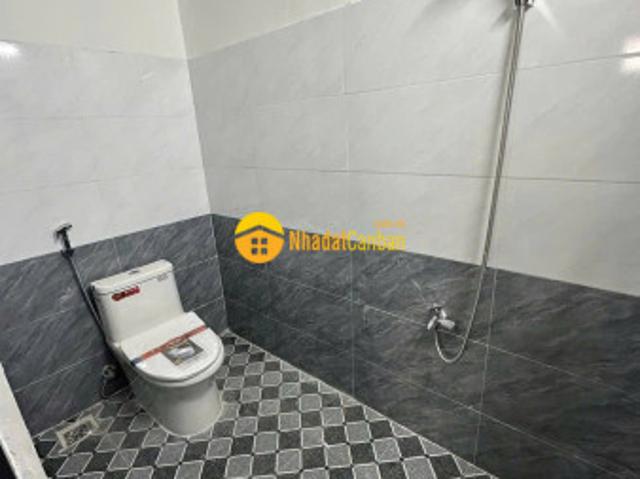 Nhà mặt phố bán