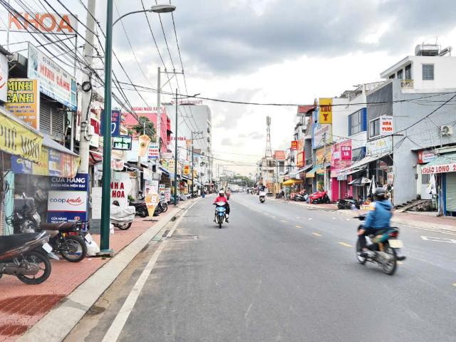 Nhà mặt phố bán