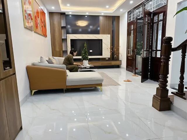 Nhà bán tại Hoàn Kiếm, Hà Nội