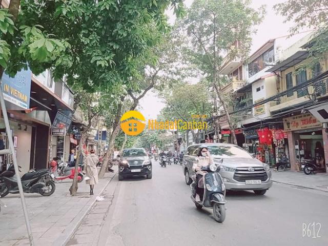 Nhà mặt phố bán