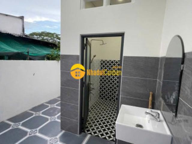 Nhà mặt phố bán