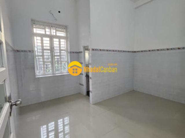 Nhà mặt phố bán