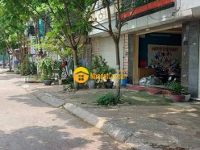 Nhà mặt phố bán