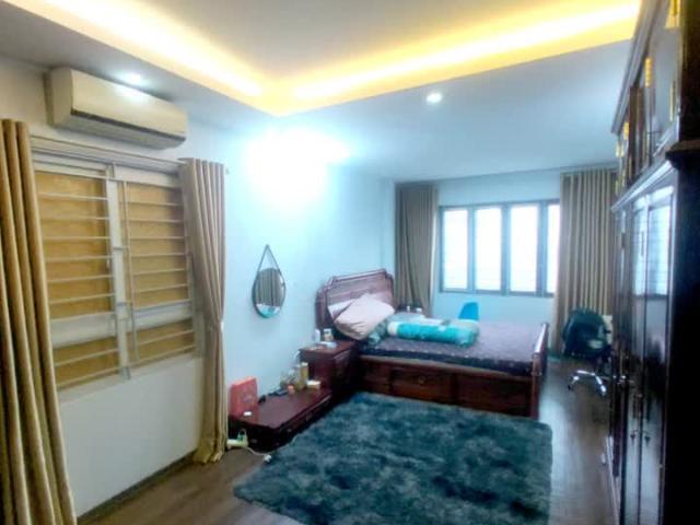 Nhà mặt phố bán tại Hoàn Kiếm, Hà Nội