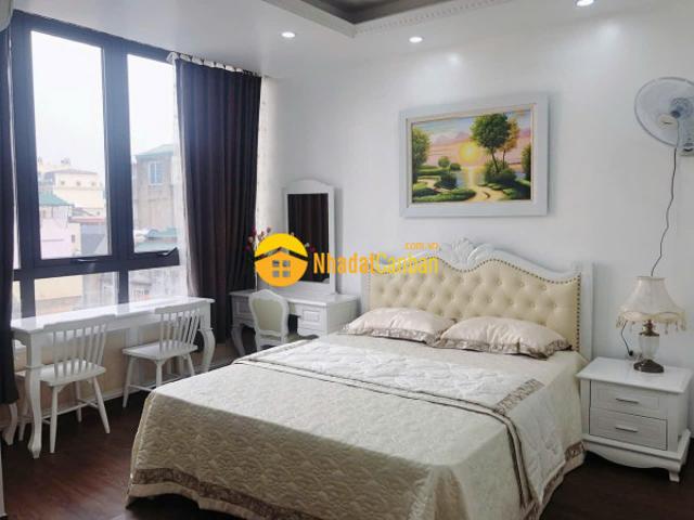 Nhà mặt phố bán