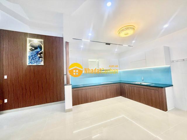 Nhà mặt phố bán