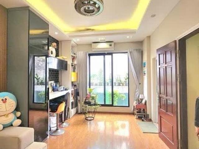 Nhà mặt phố bán tại Hoàn Kiếm, Hà Nội